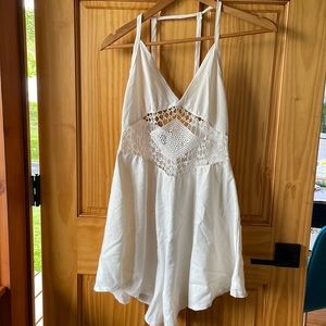 Sexy short number with lace